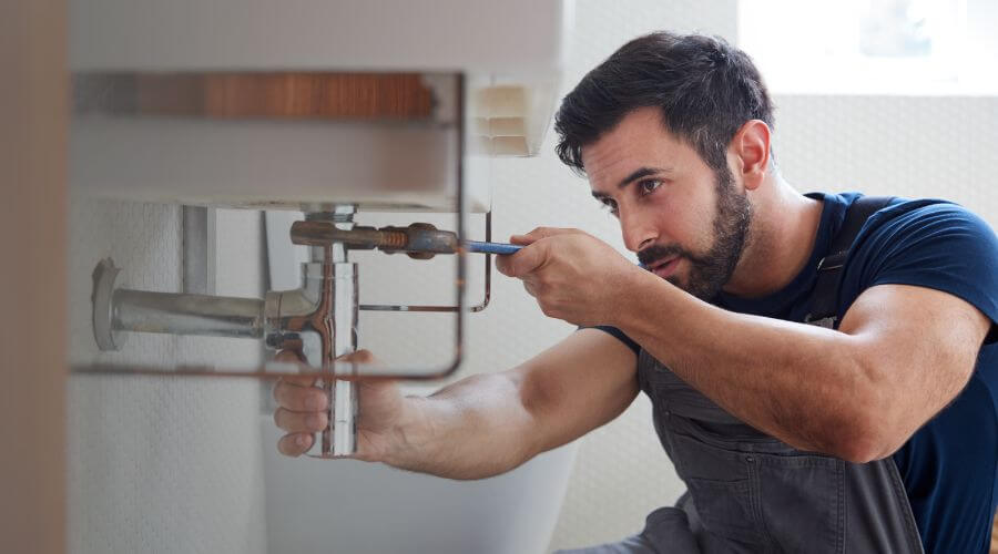 Local water heater installation in Topeka, IN